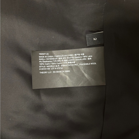 Like New Theory Good Wool Boxy Cropped Blazer in Charcoal, size 2 - Picture 7 of 11